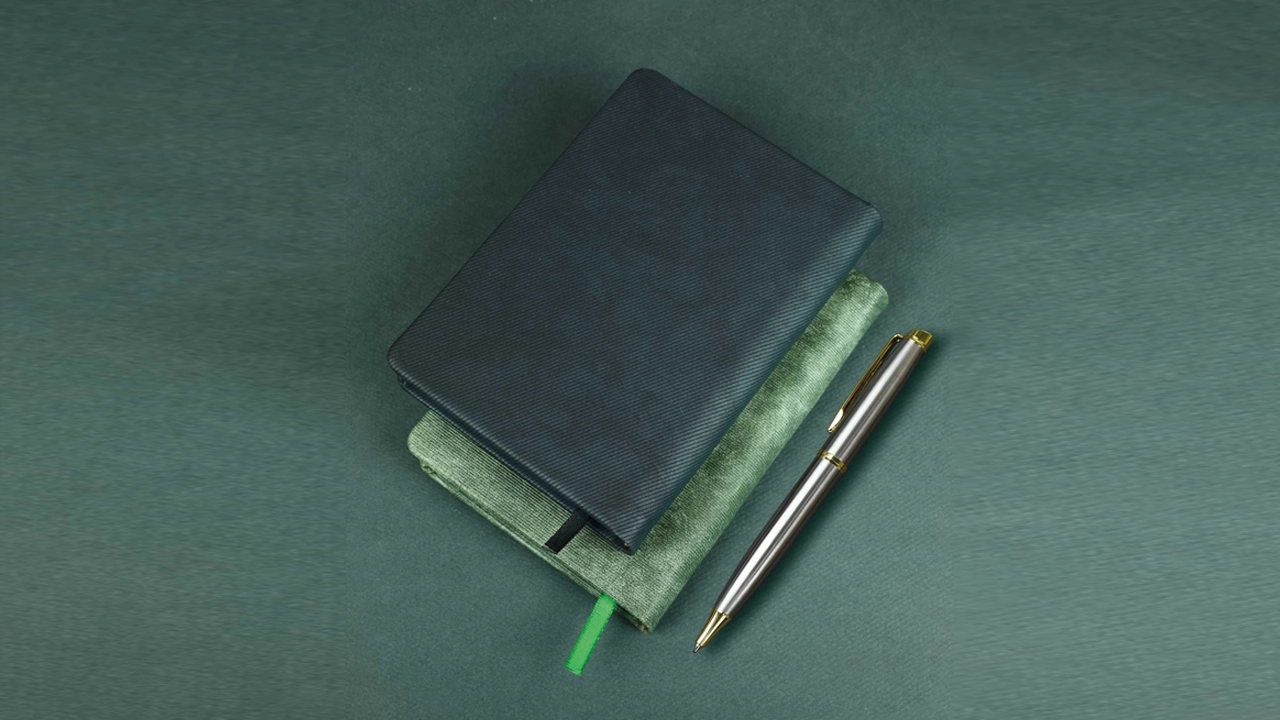 سررسید 1405 جیبی چرم زبرا